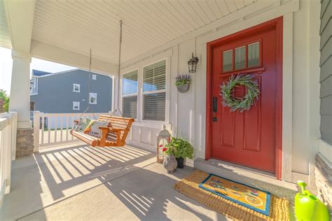 porch meaning in tagalog|Porch Definition & Meaning .